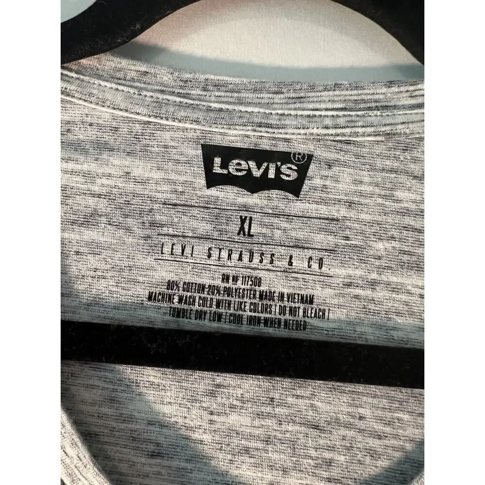 Levis levis shirt